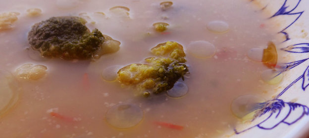 Щи мясные из цветной капусты и брокколи (детское меню, мультиварка)