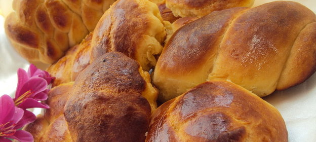 Бриоши - воздушные французские булочки