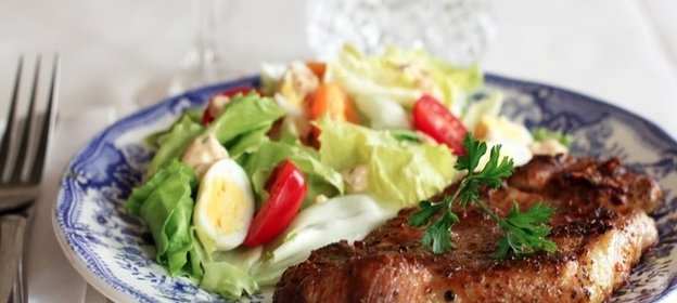 Стейк из свинины в духовке