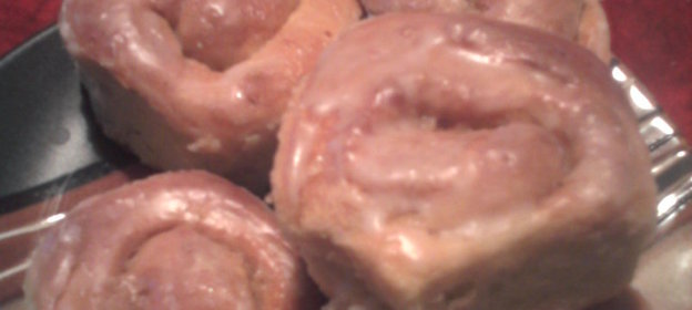 Карамельные булочки с глазурью