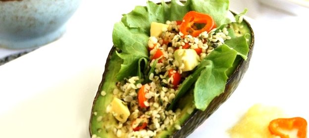 Салат из авокадо