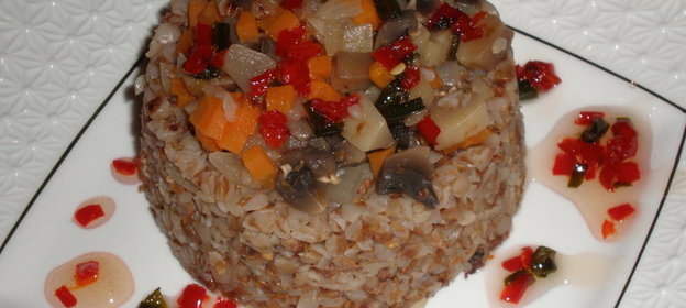 Гречневая каша с перечным вареньем (постный рецепт)