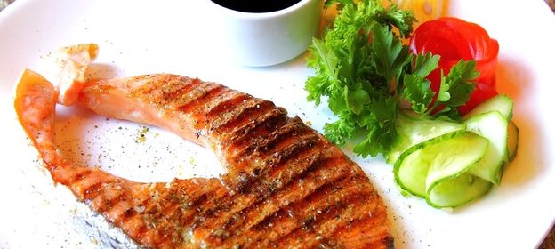 Стейк из сёмги в аэрогриле