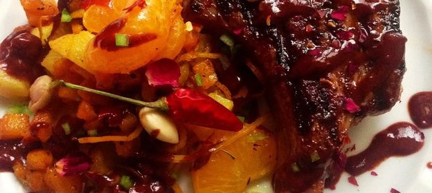 Праздничное Новогоднее блюдо Мясо по-царски с острым-шоколадным соусом