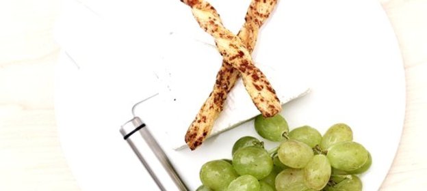 Хлебные палочки с кунжутом и анисом