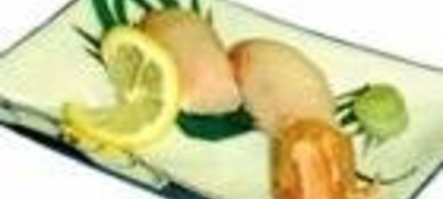 Морской окунь, тушеный в огуречном рассоле