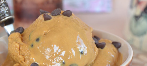 Карамельное мороженое с морской солью