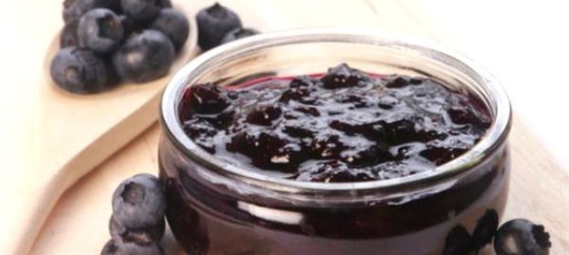 Черничный соус