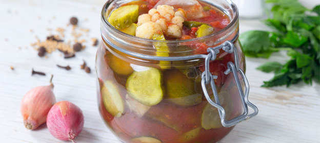 Овощи в томатной заливке