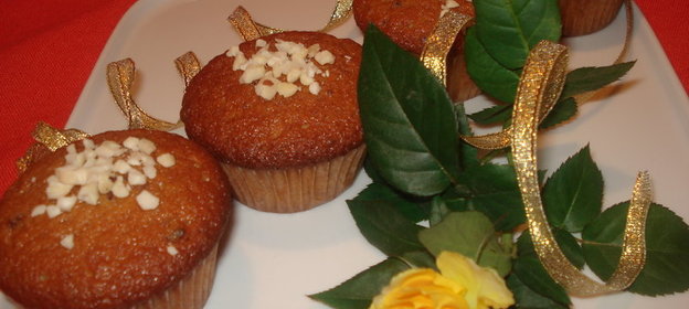 нежные и ароматные кексы с вареньем из чёрной смородины/мой вариант/