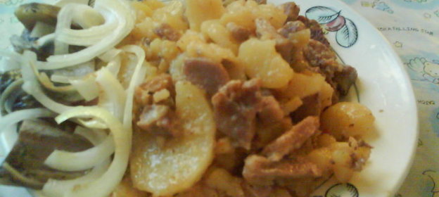 Картофель тушенный с индейкой