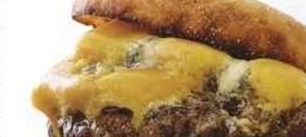 Бургер с котлетой и сыром