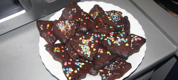 Икра из соленых огурцов и кальмаров