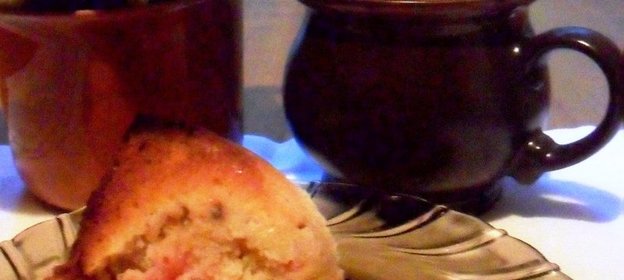 Английский кекс с овсяной мукой и красной смородиной
