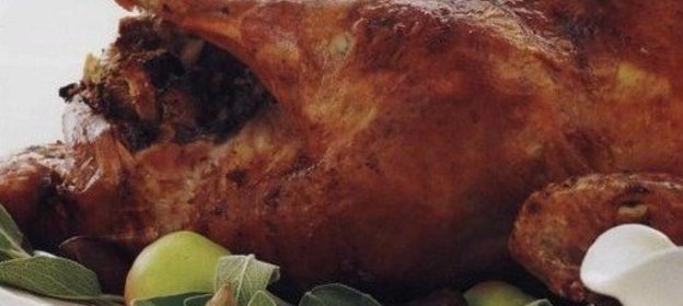 Профитроли с апельсиновым желе и взбитыми сливками