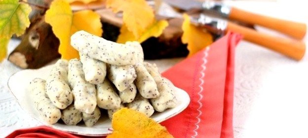 Картофельно-маковые палочки