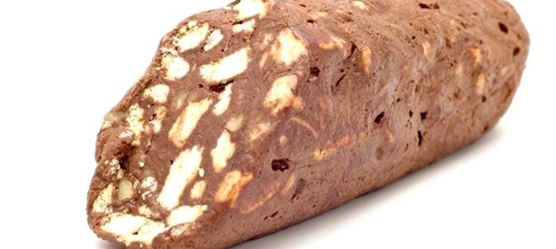 Шоколадная колбаса с грецкими орехами и коньяком