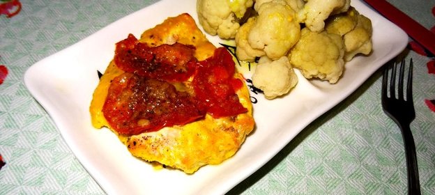 Стейки индейки в йогуртовом соусе