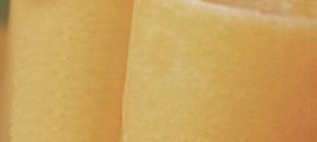 Смузи из дыни, персика и лайма