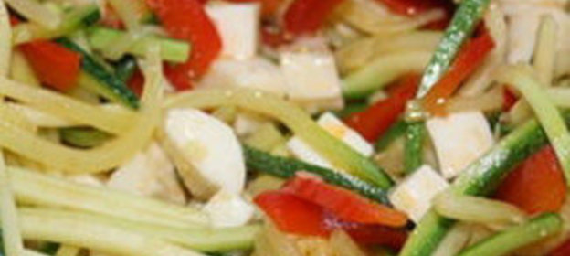 Цукини-паста с моццареллой