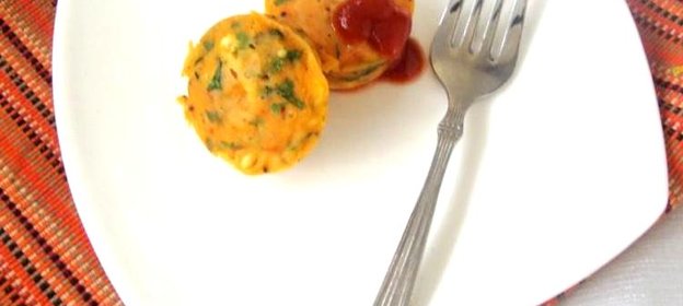 Морковные кексы с кориандром и кукурузой