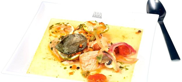 Уха из лосося