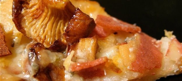 Пицца с лисичками
