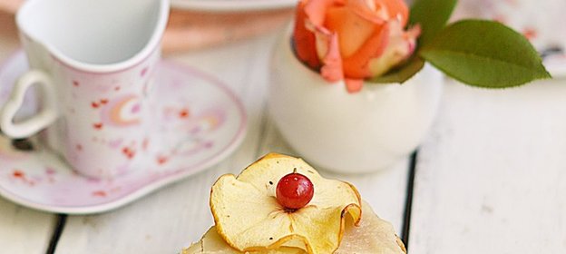 Ежевичный медово – сливочный десерт