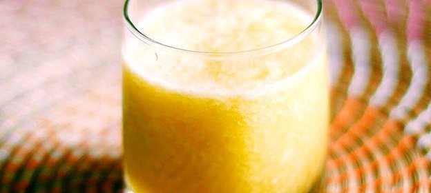 Смузи с сельдереем и апельсином