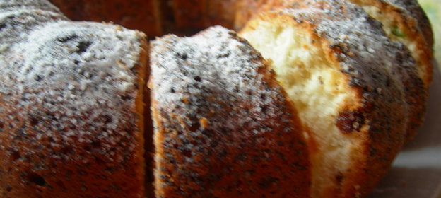 Творожно-сметанный кекс с изюмом и цукатами