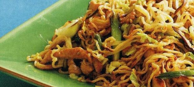 Булочка с финиками