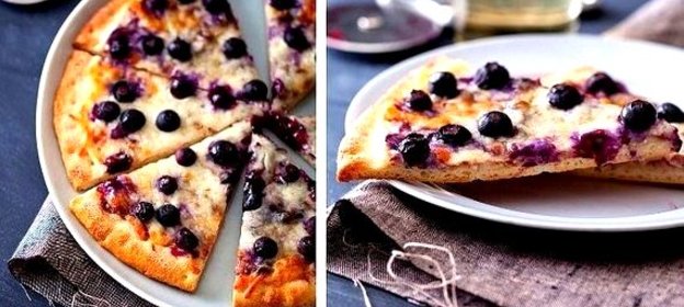 Сладкая черничная пицца