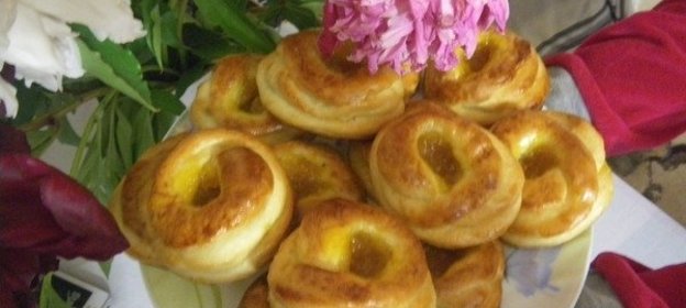 Булочки с вареньем