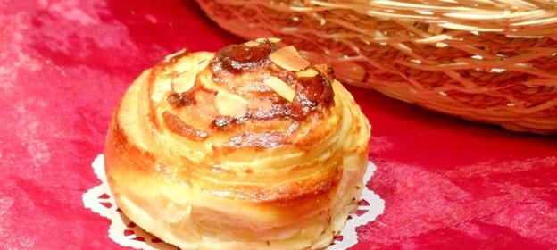 Булочки с творогм и изюмом