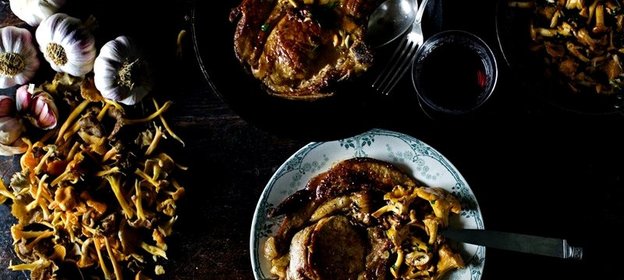 Телячий стейк с лисичками