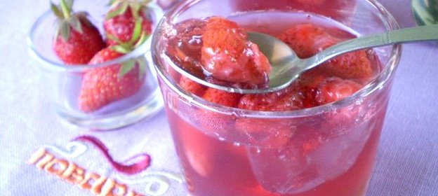 Клубничное желе