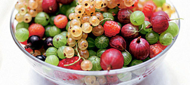 Морс ягодный (клюква, брусника, красная смородина, клубника, земляника, черника, малина)