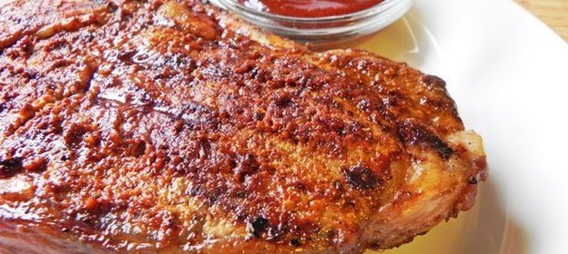 Стейк с дижонской горчицей и специями