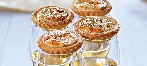 Мини-запеканки из козьего сыра