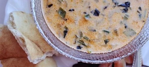 Сырники из творога с картофелем и морской капустой.