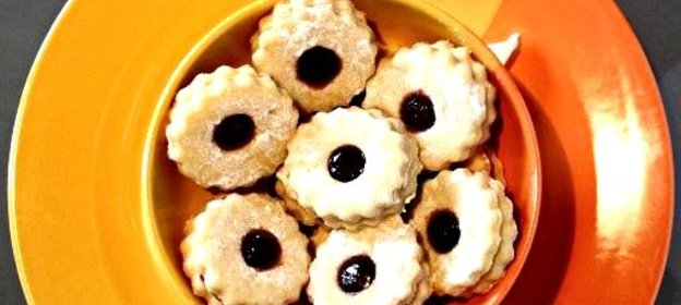 Двойные печенья с джемом