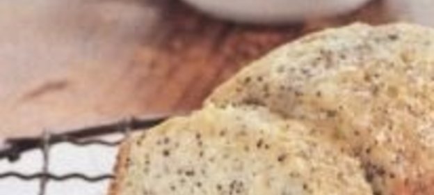 Лимонный кекс с маком