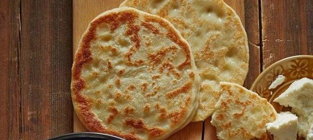 Творожно-сырные лепешки