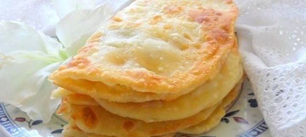 ​Кыстыбый (татарские лепешки с начинкой)