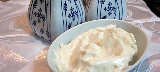 Стейки из лосося в укропном соусе