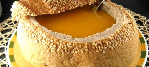 Куриный суп в хлебе