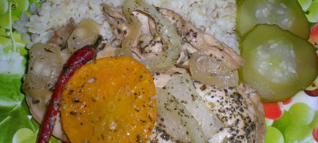 Запеченое куриное филе в маринаде из меда и соевого соуса