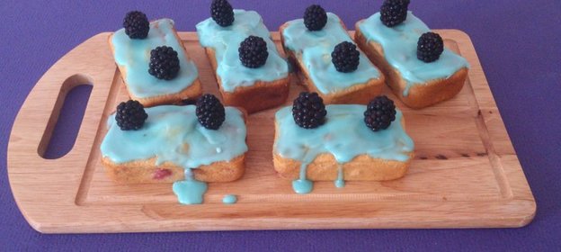 Кексы с малиной