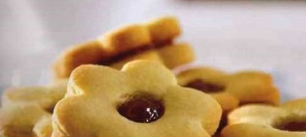 Салат из курицы с оливками