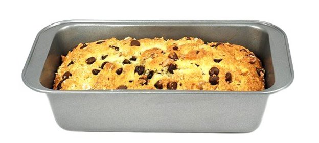 Банановый хлеб с шоколадом и грецкими орехами